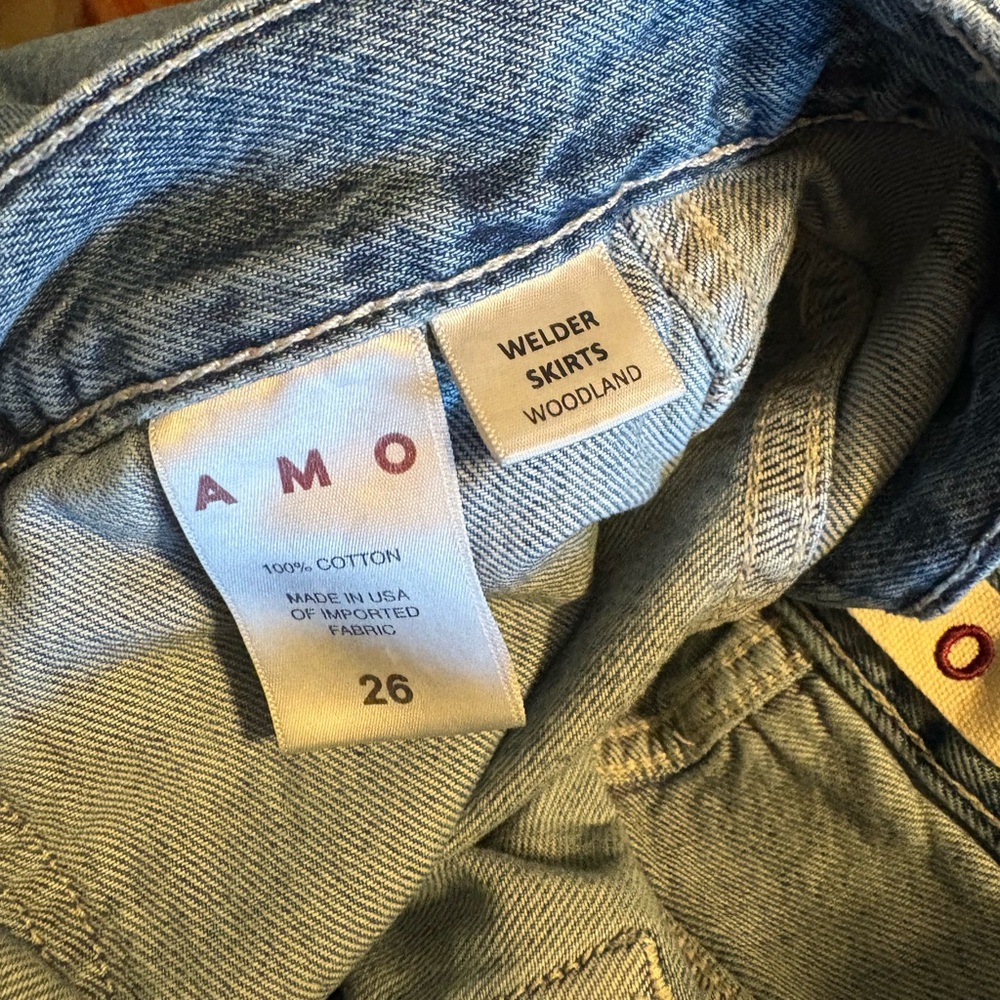 AMO Denim “Welder Skirt” in Woodland Wash | Size 26 | Raw Hem Midi Skirt (0510) - Picture 5 of 8